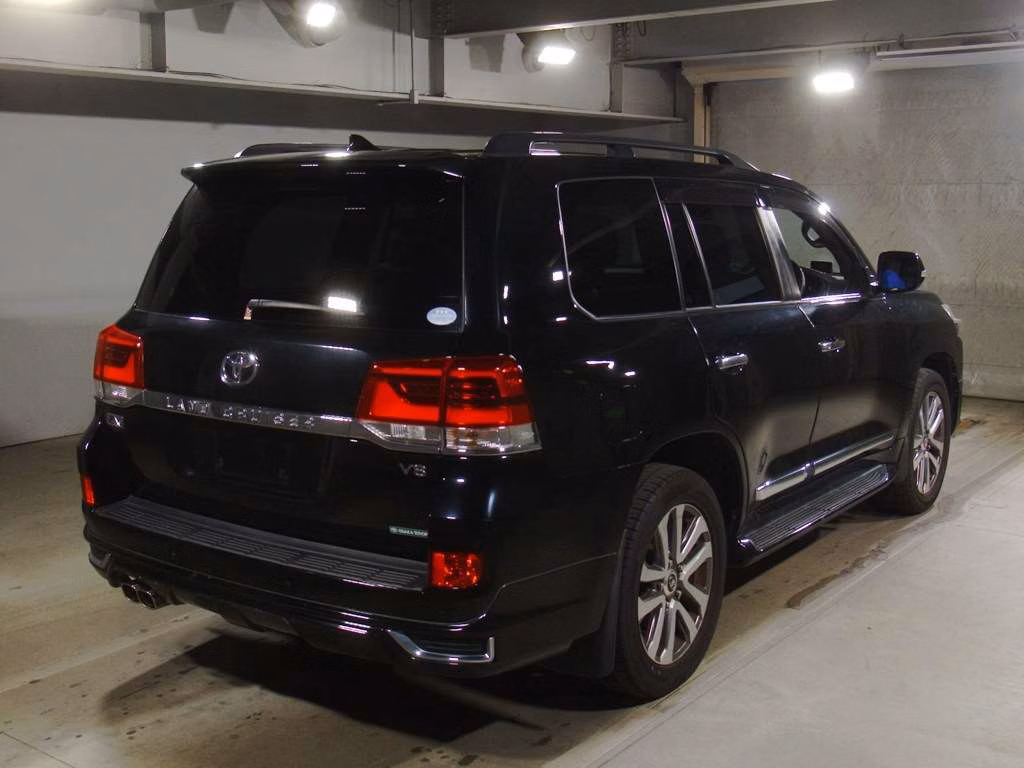 TOYOTA LAND CRUISER