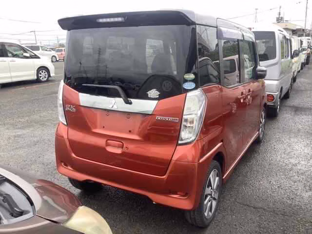 MITSUBISHI EK SPACE