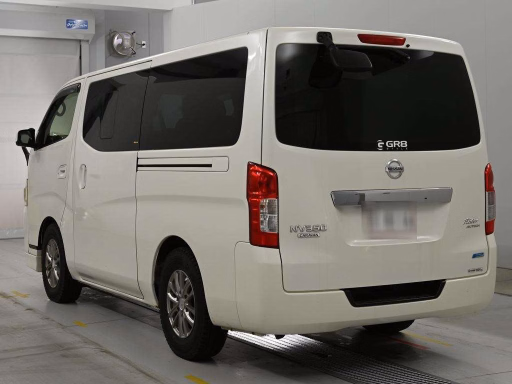NISSAN NV350 CARAVAN