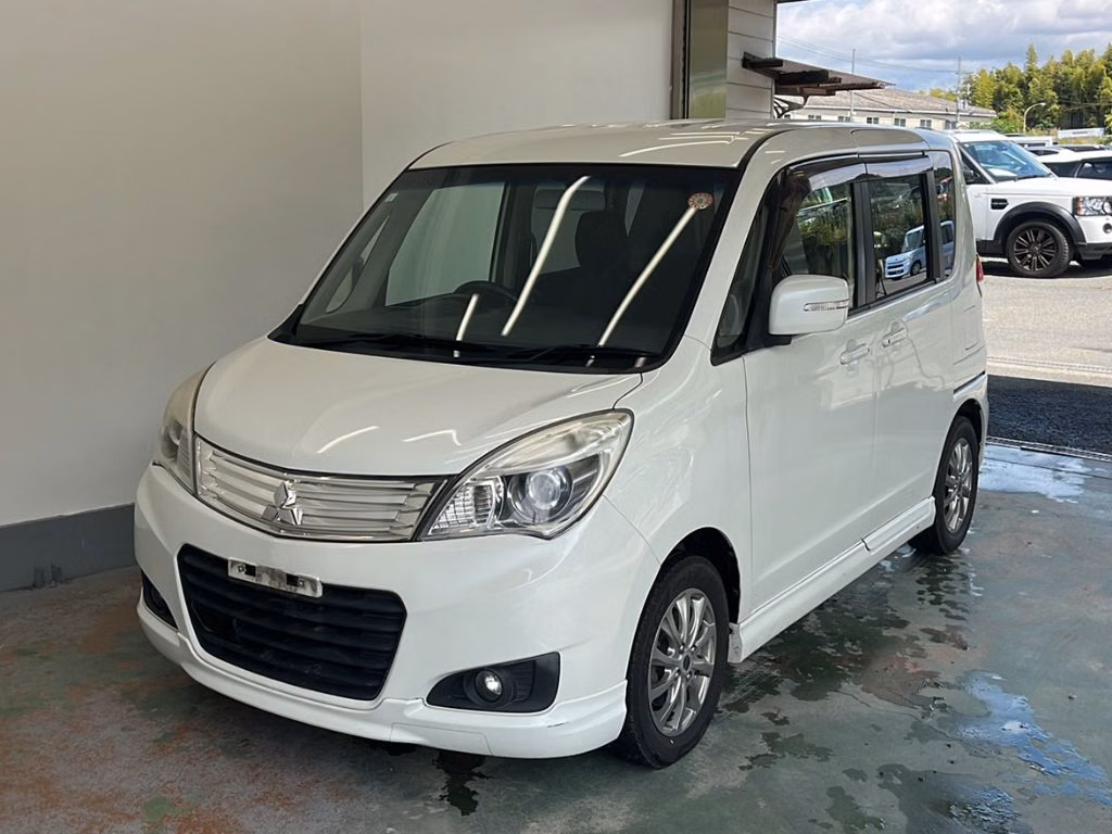 MITSUBISHI DELICA D:2