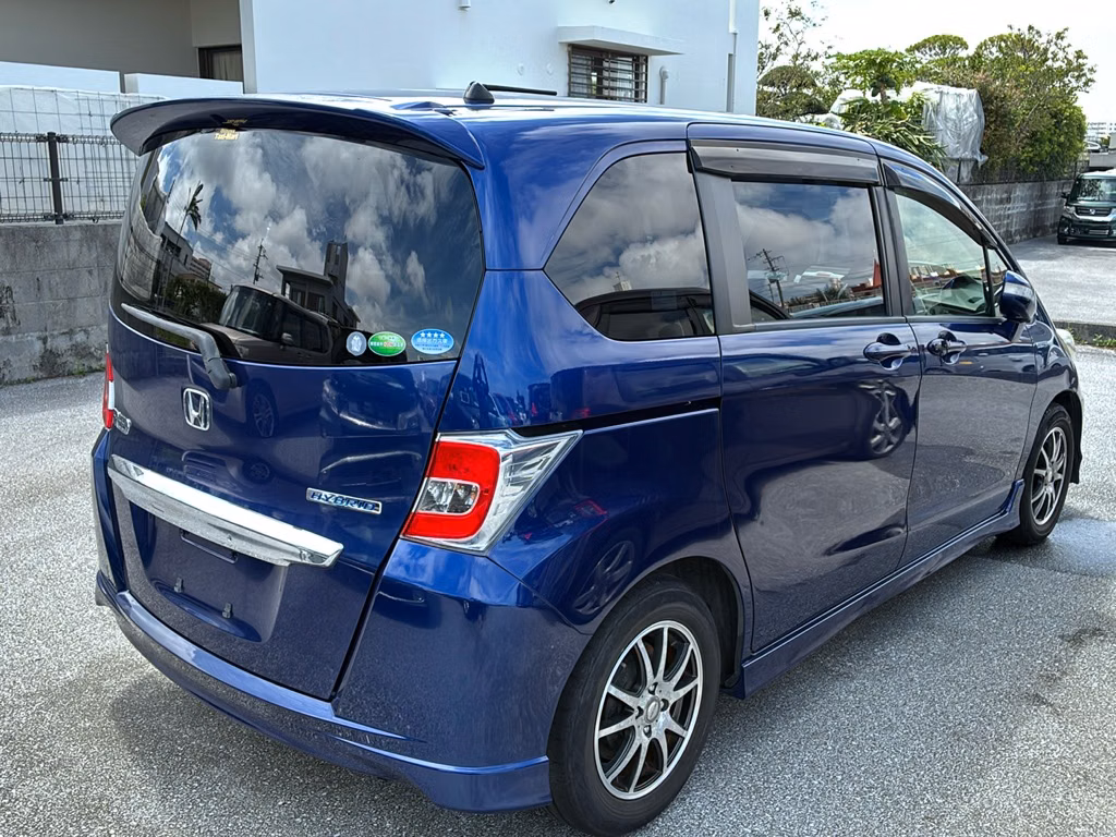 HONDA FREED