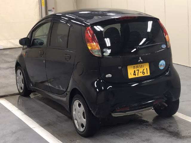 MITSUBISHI I