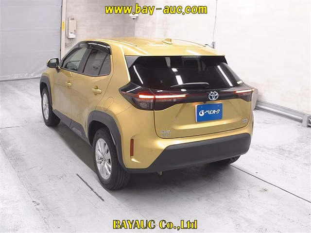 TOYOTA YARIS CROSS