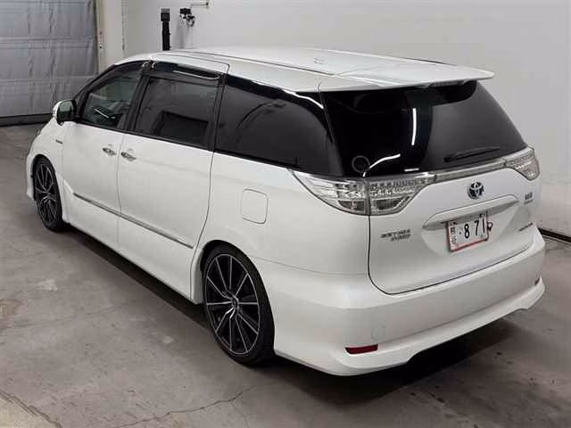TOYOTA ESTIMA