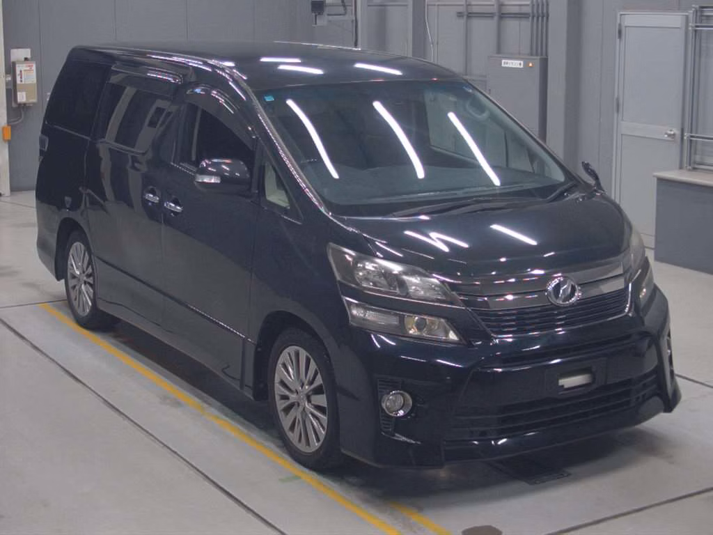 TOYOTA VELLFIRE