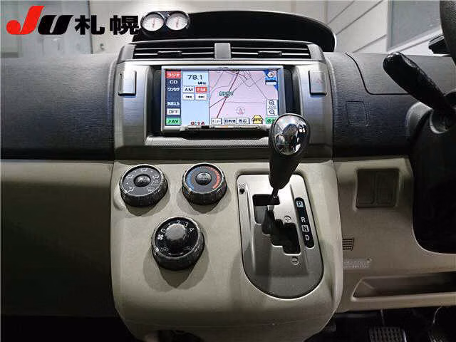 TOYOTA PASSO SETTE
