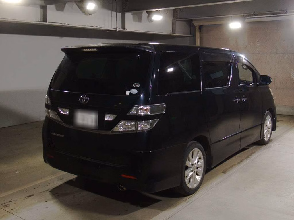 TOYOTA VELLFIRE