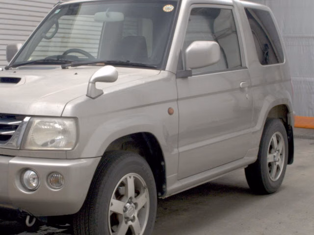 MITSUBISHI PAJERO MINI