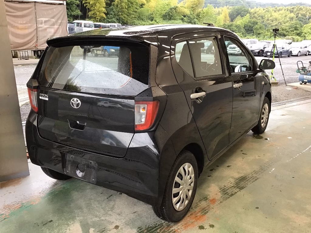 TOYOTA PIXIS EPOCH