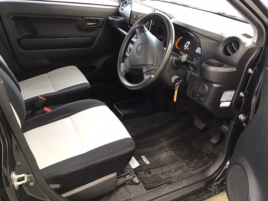 TOYOTA PIXIS EPOCH