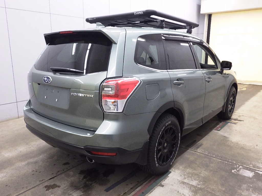 SUBARU FORESTER