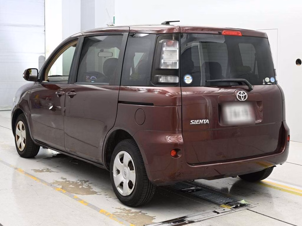 TOYOTA SIENTA