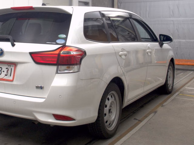 TOYOTA COROLLA FIELDER