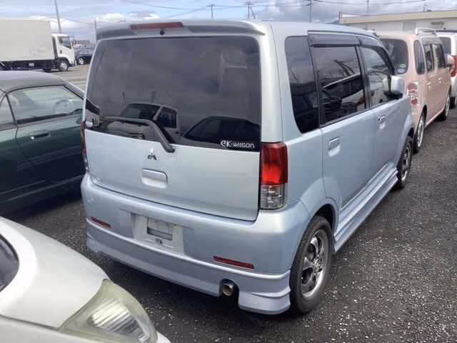 MITSUBISHI EK WAGON