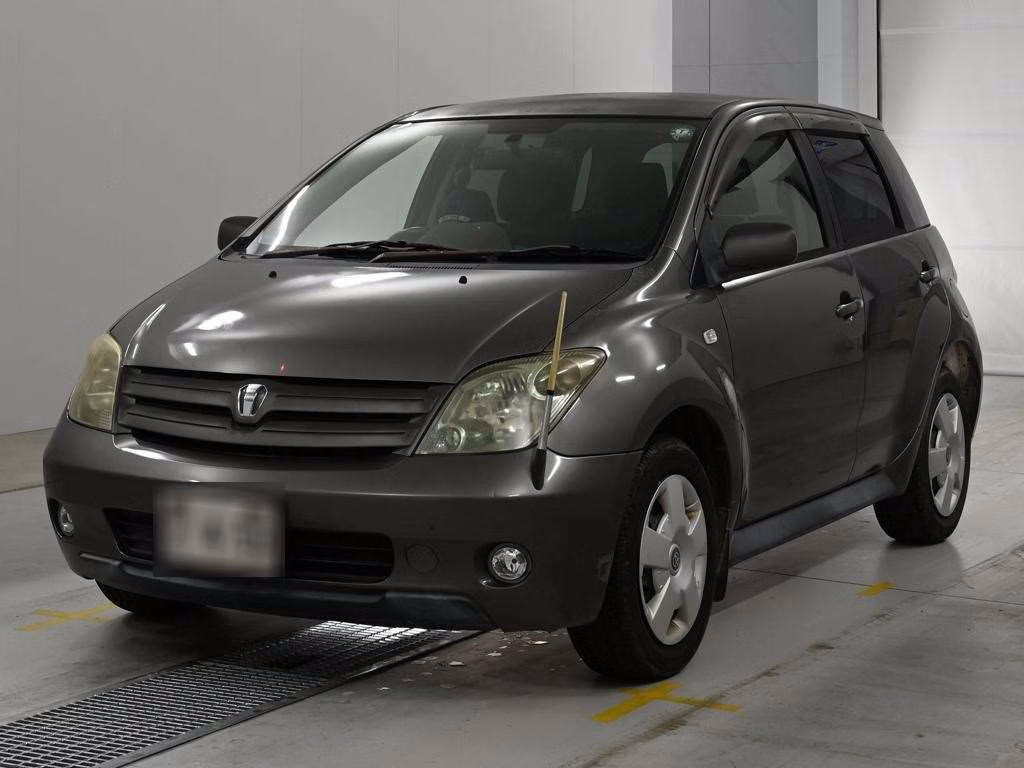TOYOTA IST