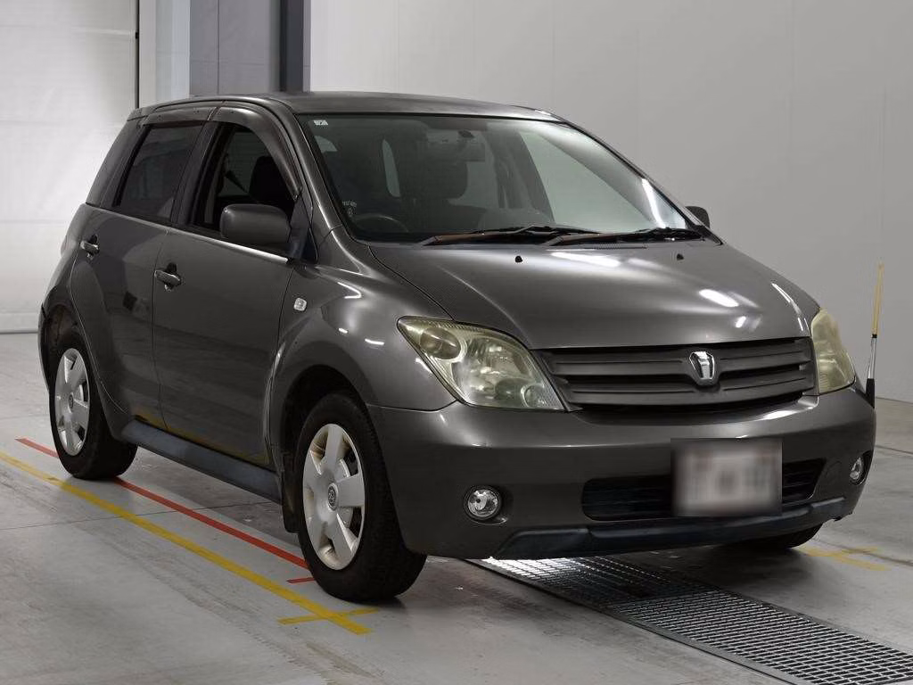 TOYOTA IST