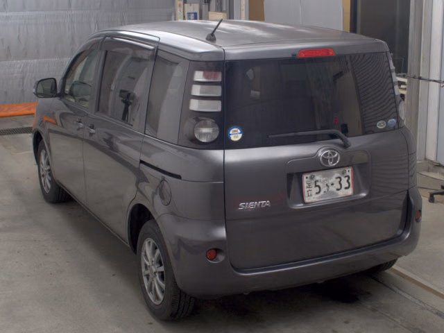 TOYOTA SIENTA