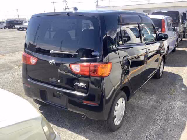DAIHATSU MAX