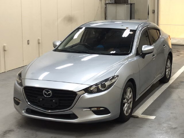 MAZDA AXELA