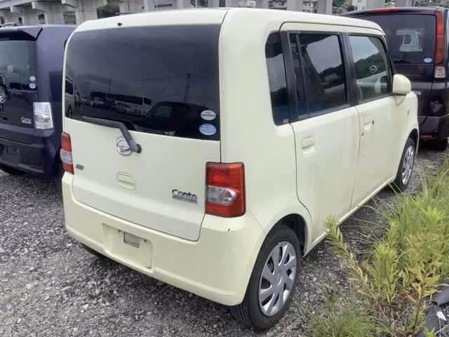 DAIHATSU MOVE CONTE