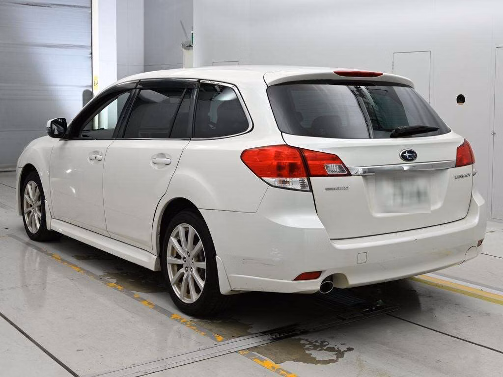 SUBARU LEGACY