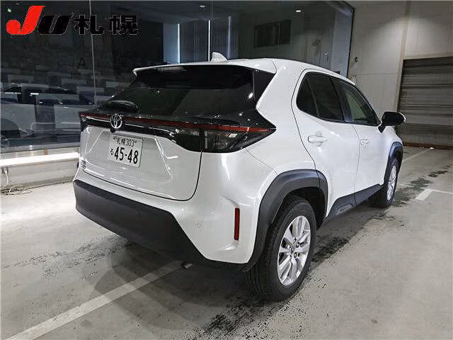 TOYOTA YARIS CROSS
