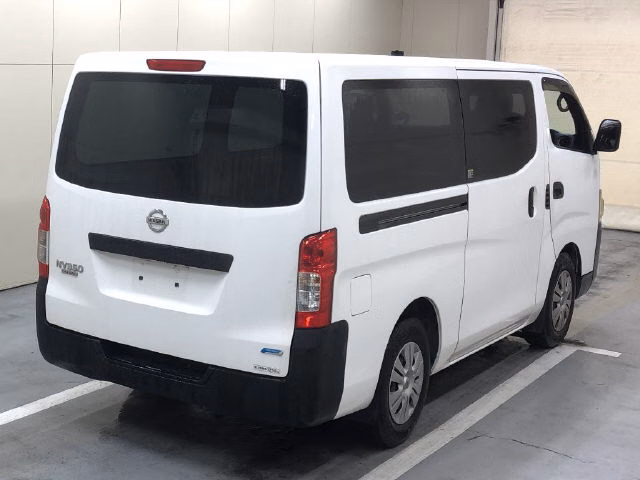 NISSAN NV350 CARAVAN