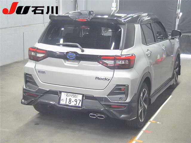 DAIHATSU ROCKY
