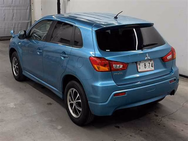 MITSUBISHI RVR