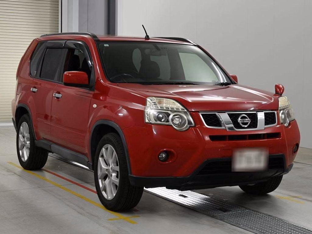NISSAN X-TRAIL