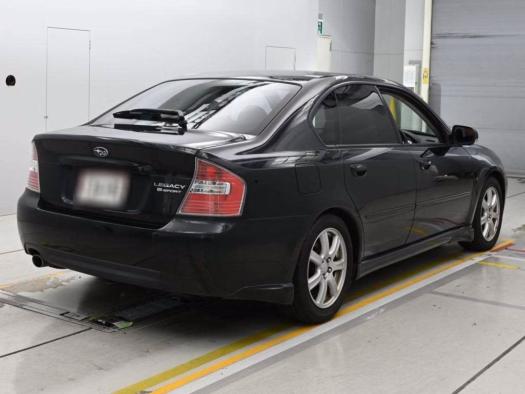 SUBARU LEGACY B4