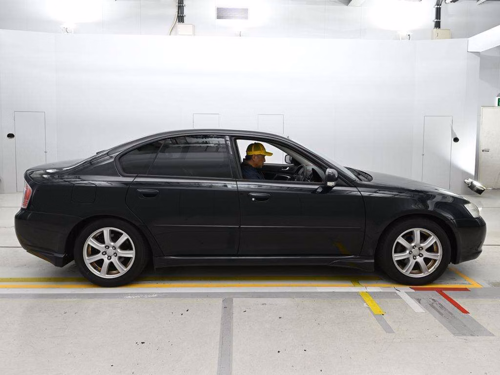 SUBARU LEGACY B4