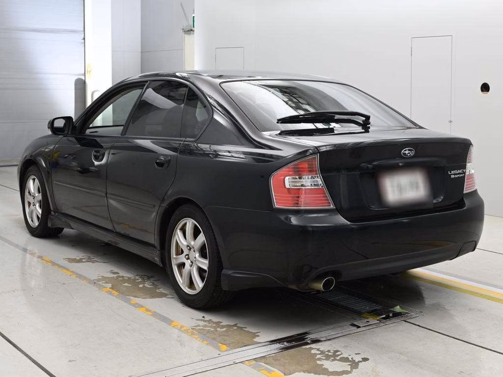 SUBARU LEGACY B4
