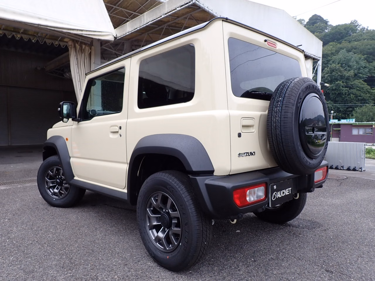 SUZUKI JIMNY SIERRA