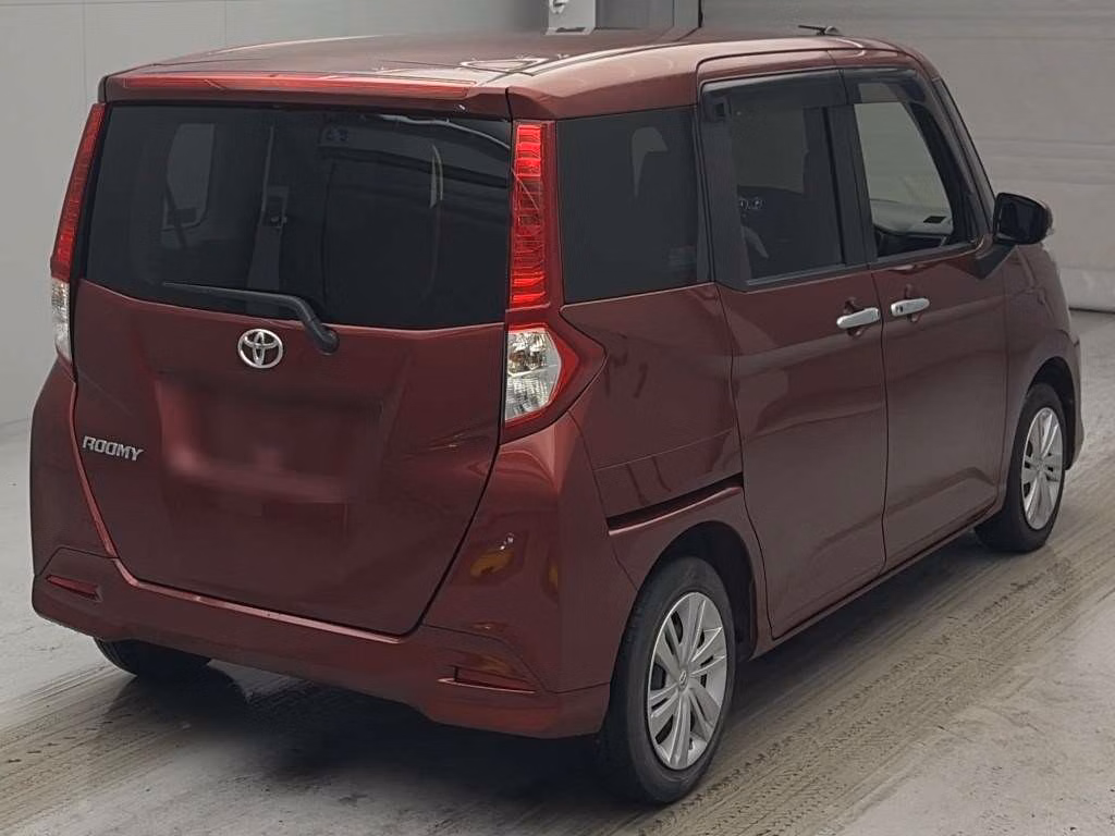 TOYOTA ROOMY