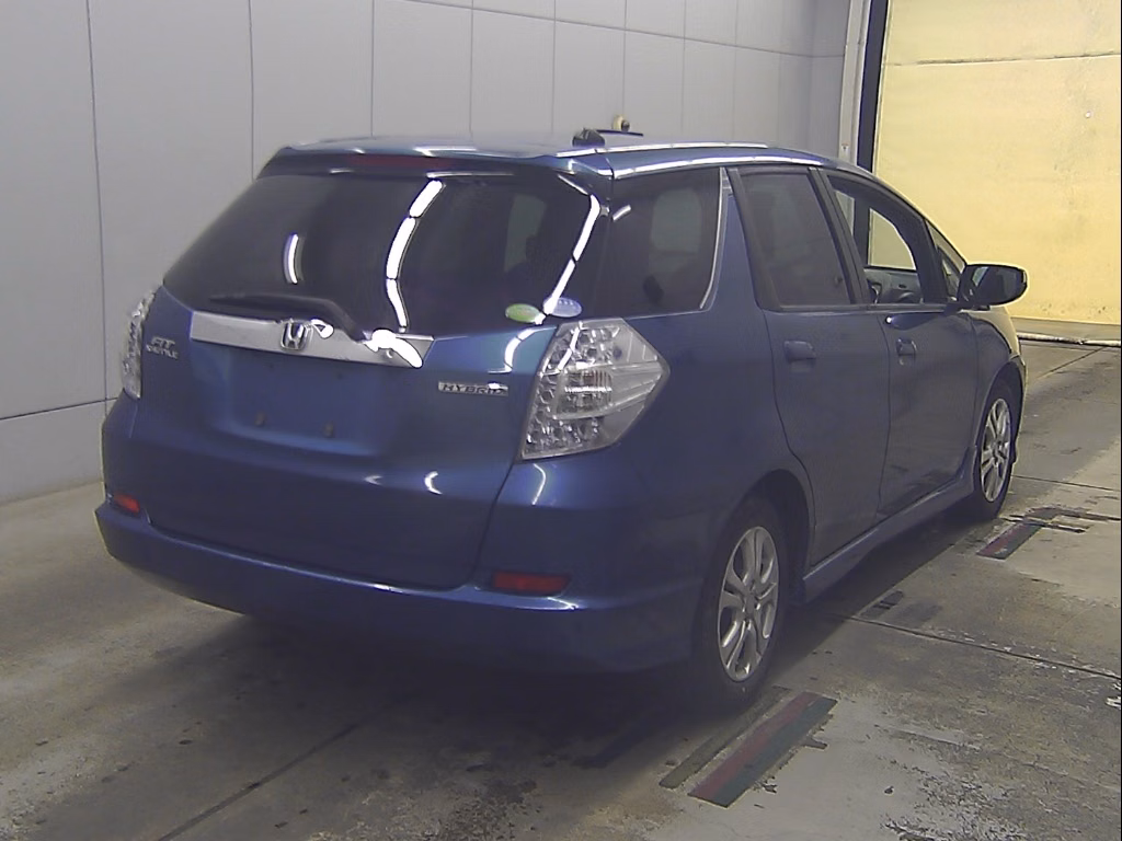 HONDA FIT SHUTTLE