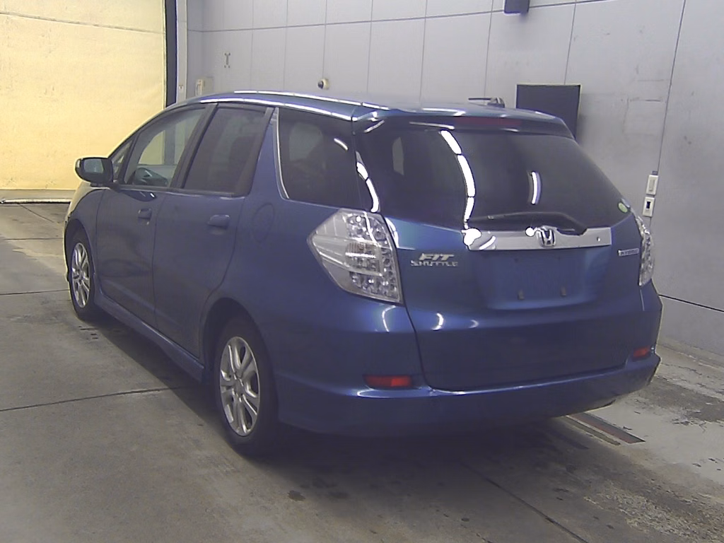 HONDA FIT SHUTTLE