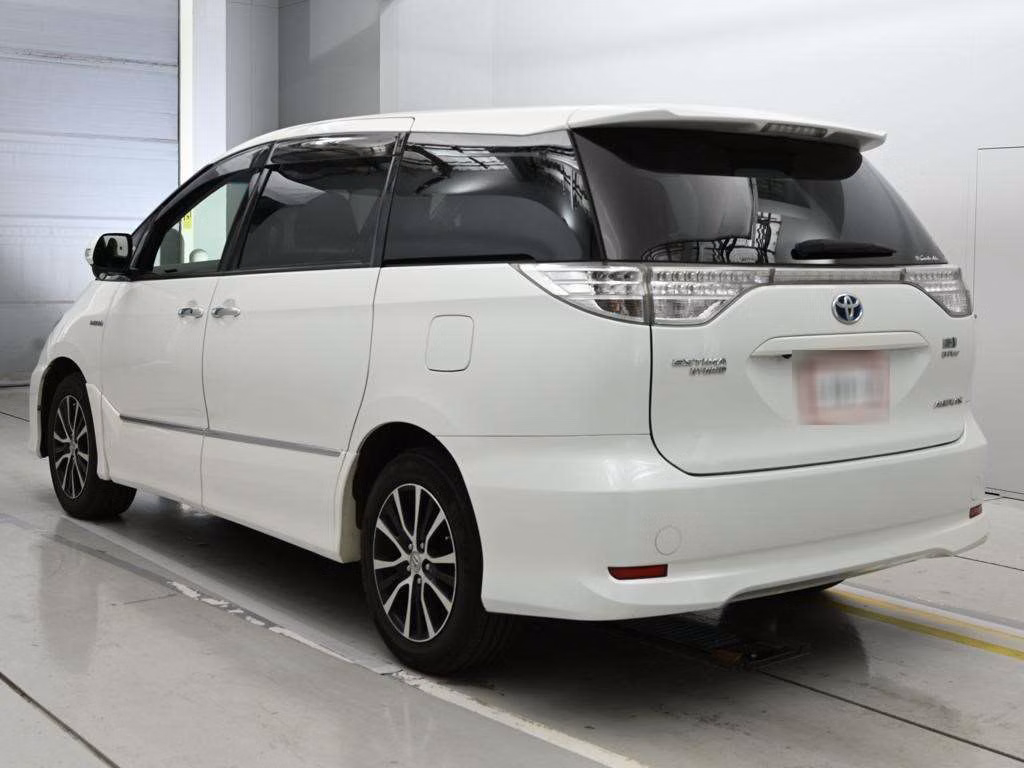 TOYOTA ESTIMA