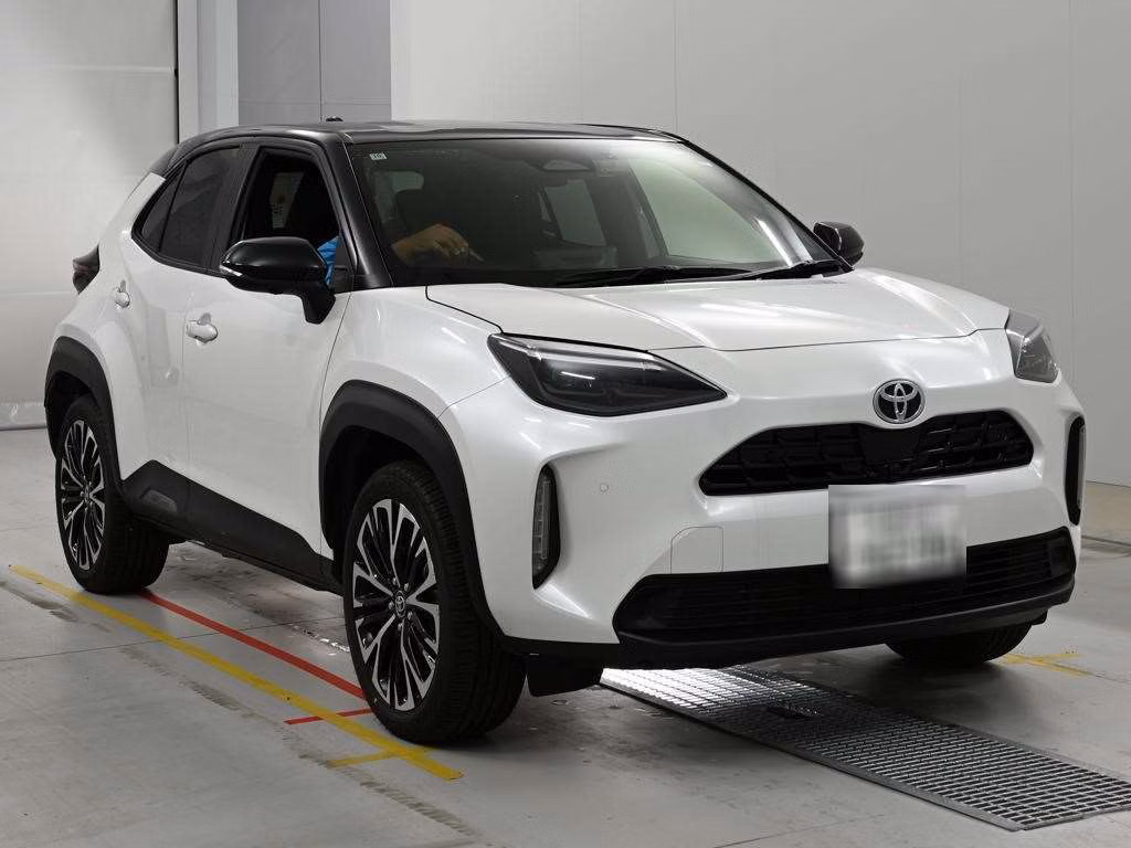 TOYOTA YARIS CROSS
