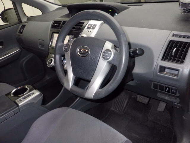 DAIHATSU MEBIUS