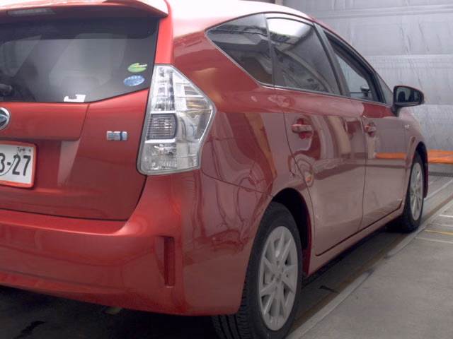 DAIHATSU MEBIUS