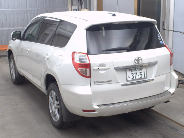 TOYOTA VANGUARD