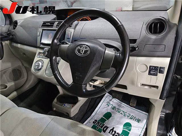 TOYOTA PASSO SETTE