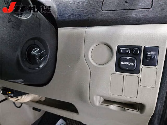 TOYOTA PASSO SETTE