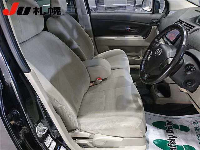 TOYOTA PASSO SETTE