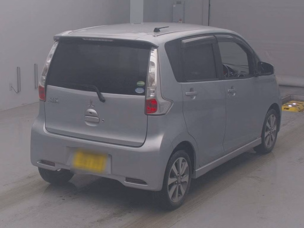 MITSUBISHI EK CUSTOM