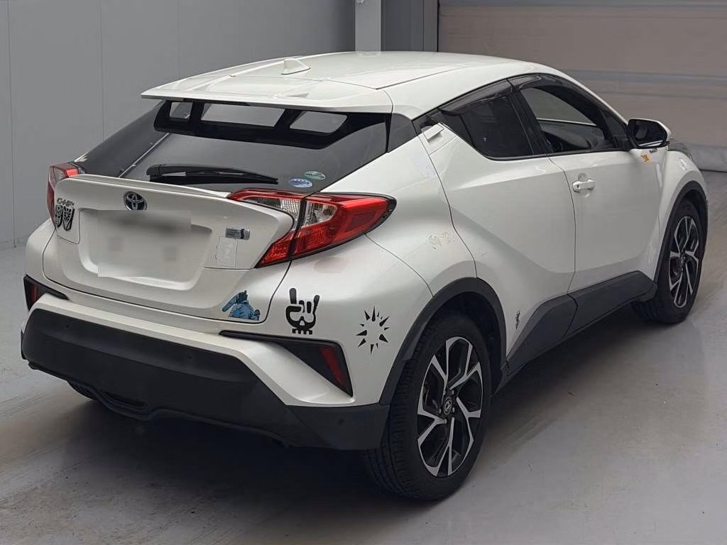 TOYOTA C-HR