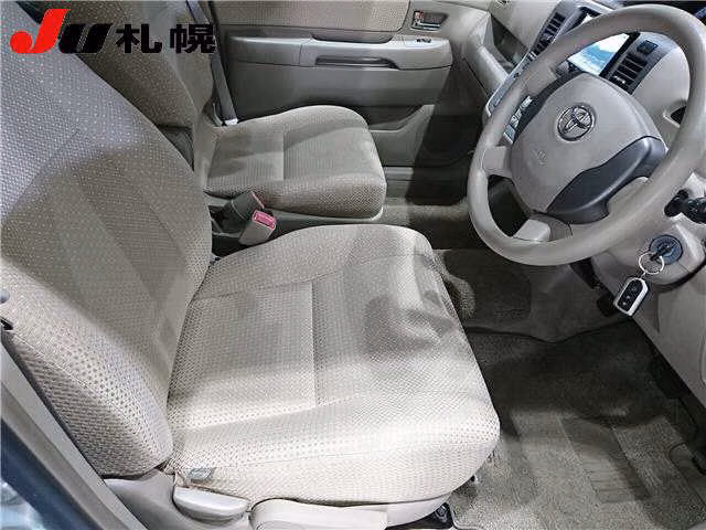 TOYOTA RAUM