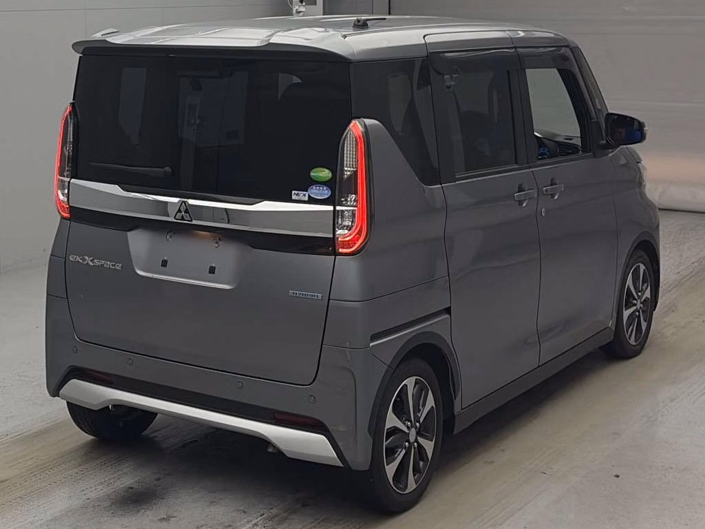 MITSUBISHI EK SPACE