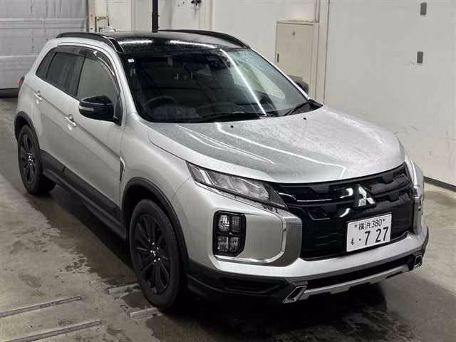 MITSUBISHI RVR